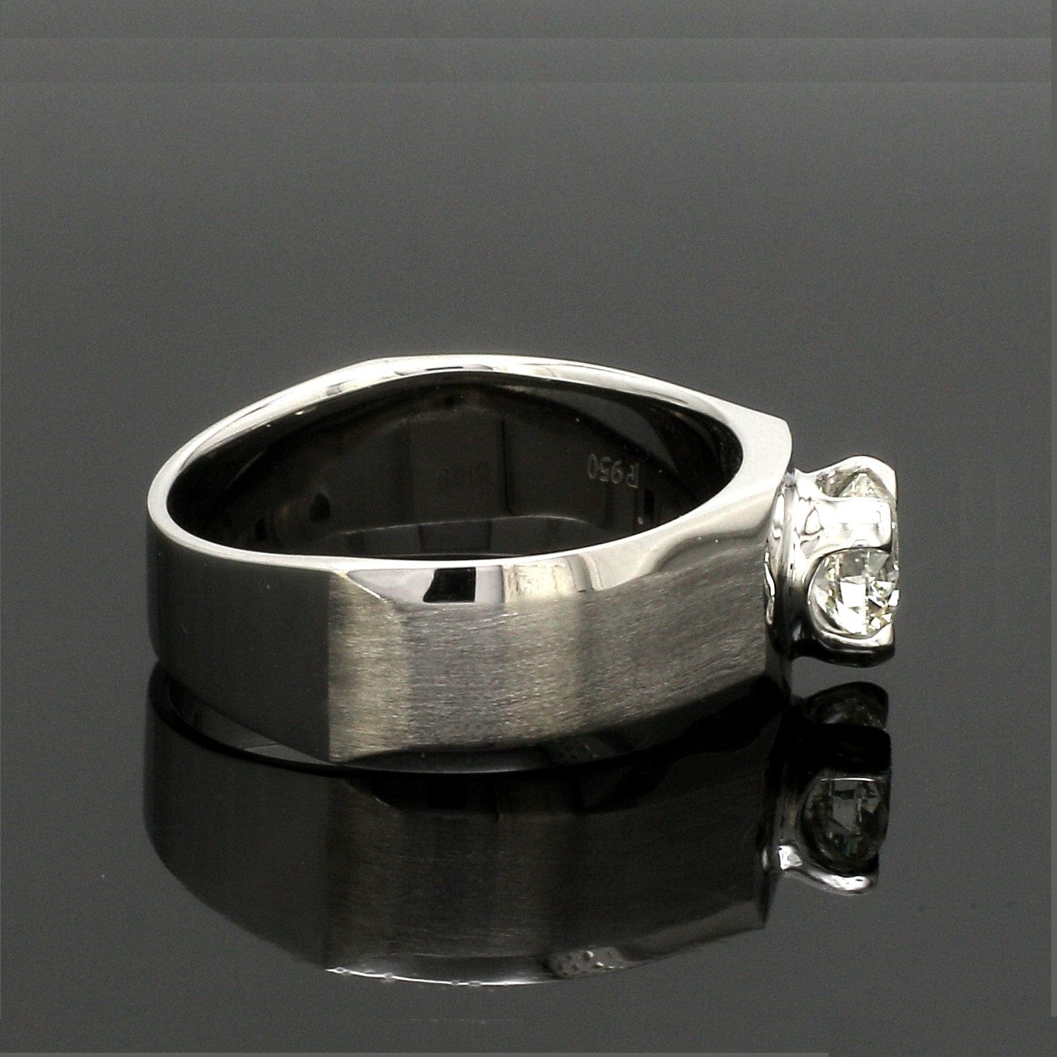 Jewelove™ Rings Women’s Ring only / VVS F 1-Carat Lab Grown Solitaire Heavy Platinum Ring for Men JL PT LG 983-A