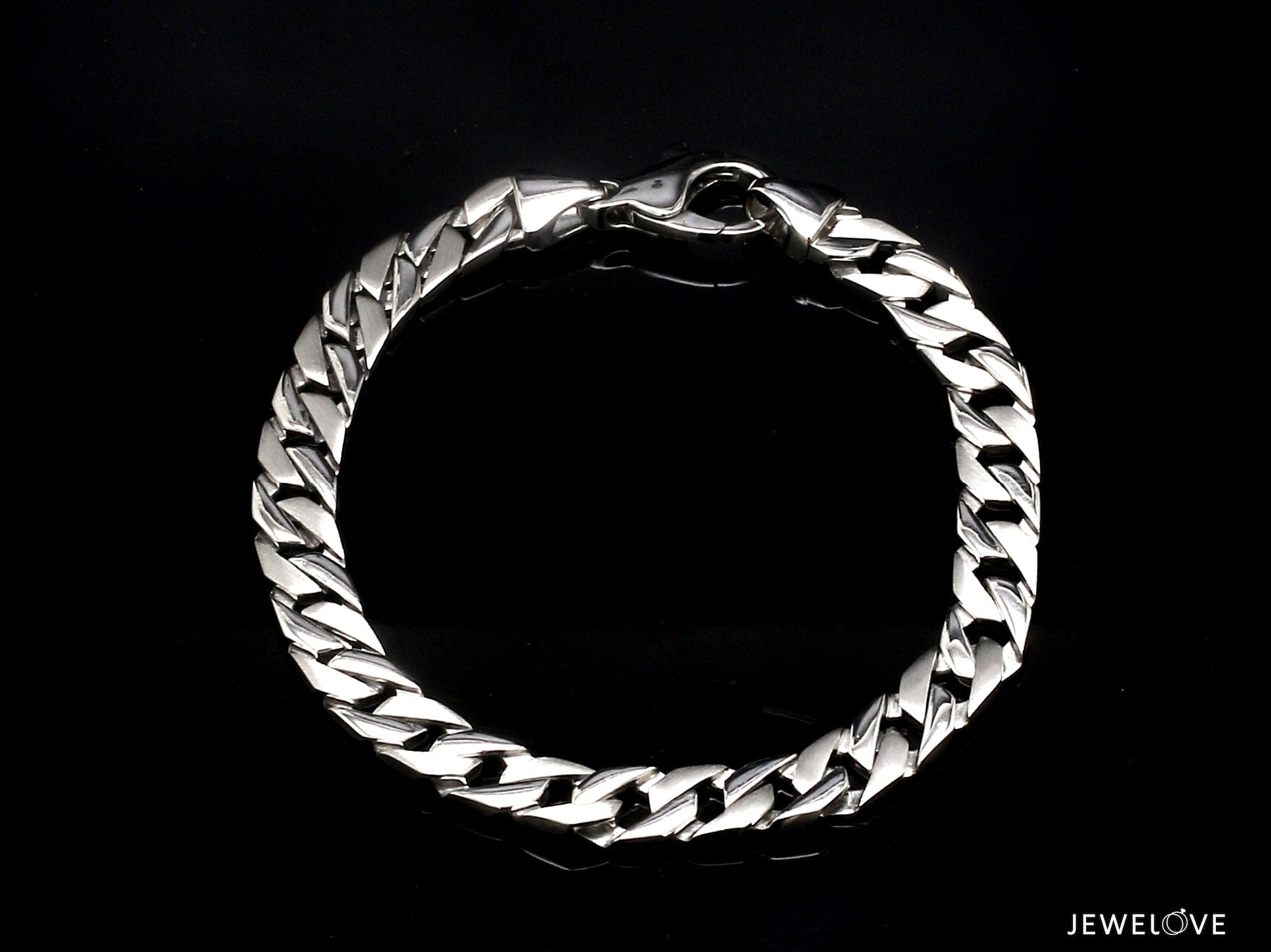 Heavy Curb Silver Bracelet For Men at Rs 7999/piece | Silver Bracelets in  Khajuwala | ID: 2852815519391