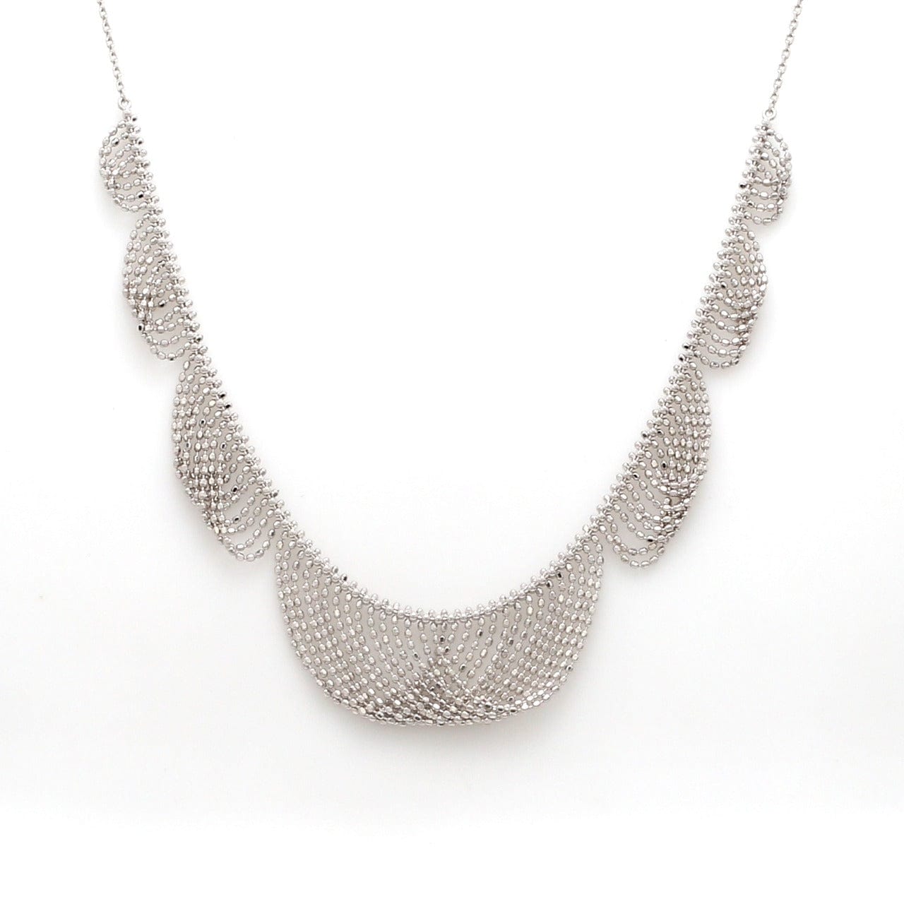 Trendsetting Snow Flurry Platinum Necklace for women under 50K - Candere by  Kalyan Jewellers
