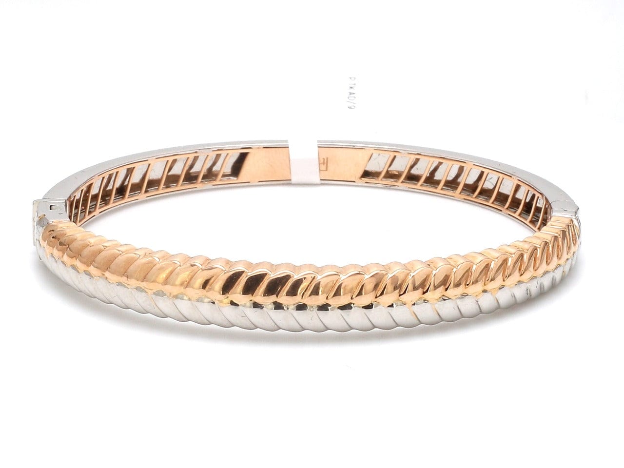 14KT Gold Diamond Heart Bangle Bracelet – DilaraSaatci