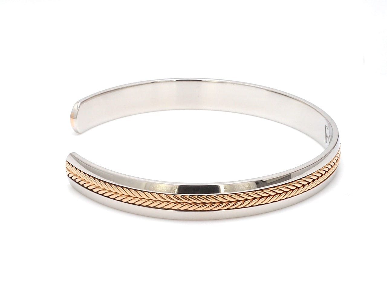 The Difference between Bracelets and Bangles | Cuttings the Jewellers