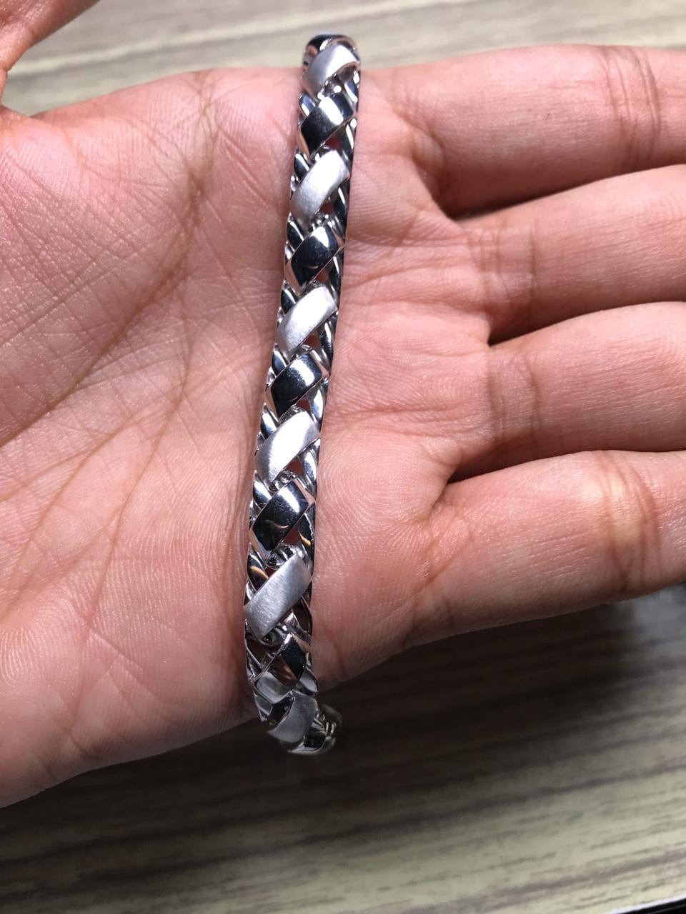 Important Considerations To Make When You Are Buying Bracelets For Men |  The Steel Shop