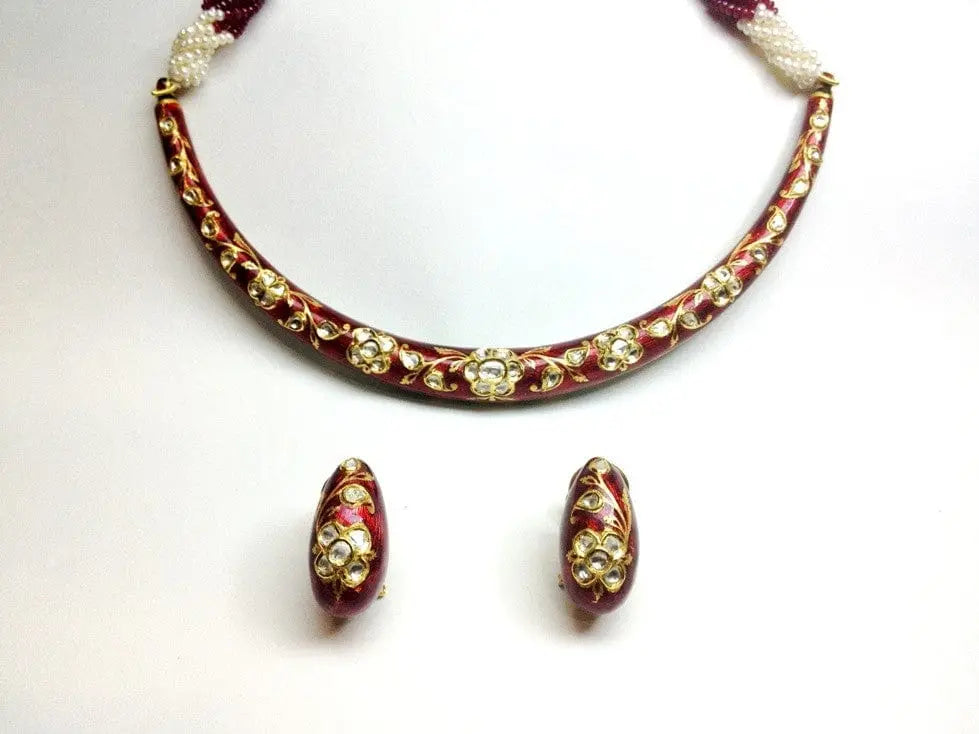 Red Meena Hasli with Uncut Diamond Polkis by Suranas Jewelove - Suranas Jewelove
